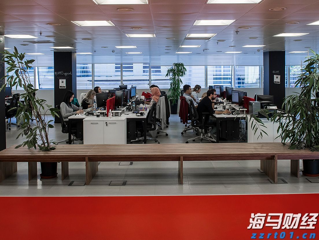 瑞银：2025年第二季度公募基金港股持仓上升至18.8% 还将继续南下！