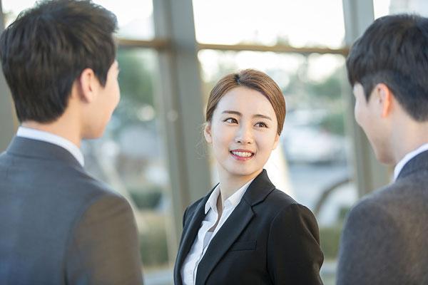 未来三天梅州天气炎热,伴分散雷雨