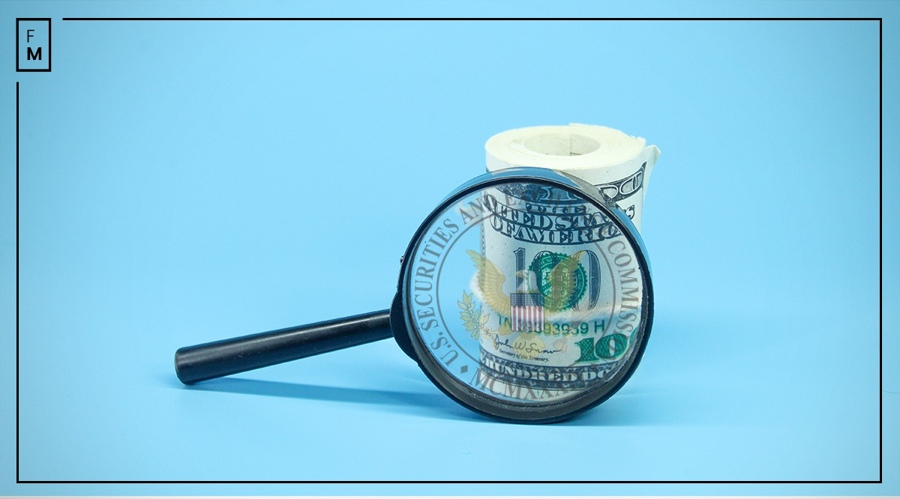 广州千人齐聚观看阅兵直播  广东省劳模：作为建设者的一份子倍感光荣！